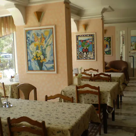 Blue Yacht Marina 3*