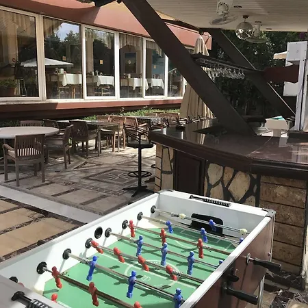 Blue Yacht Marina 4* מרמריס