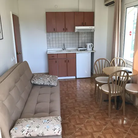 Blue Yacht Marina Apart-hotel 3*