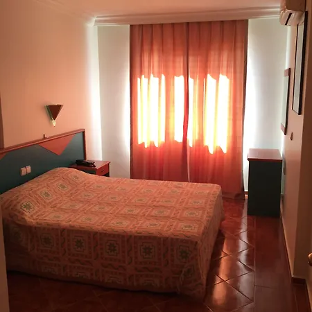 Blue Yacht Marina 3* 말마리스