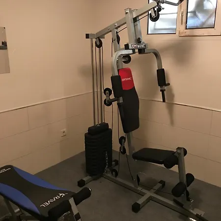 Blue Yacht Marina 말마리스