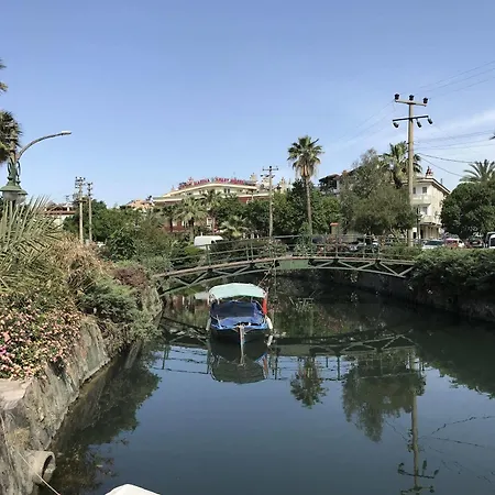 Blue Yacht Marina Ξενοδοχείο με διαμερίσματα 4*
